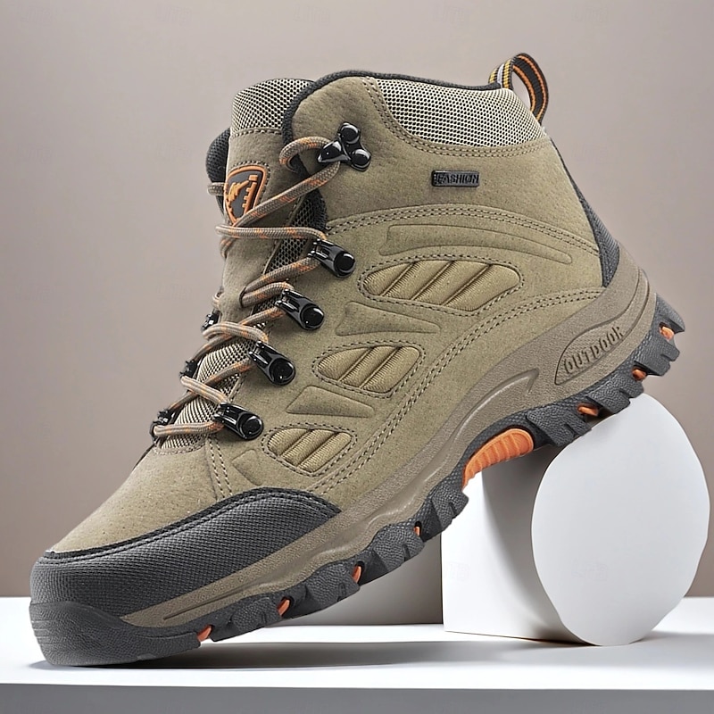 Men's Dark Brown Winter Hiking Boots with Lace-Up Design, Warm Lined Trekking Shoes for Outdoor Sports and Cold Weather Adventures