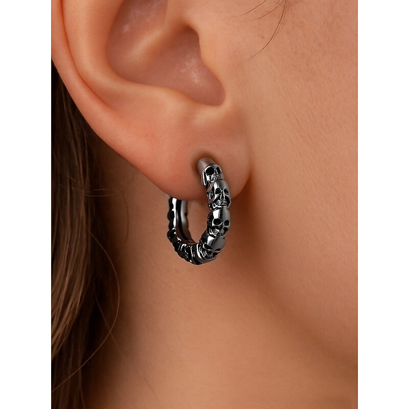 Women's Halloween Skull Hoop Earrings – Gothic Punk Copper Huggie Earrings for Costume Party, Cosplay and Daily Wear