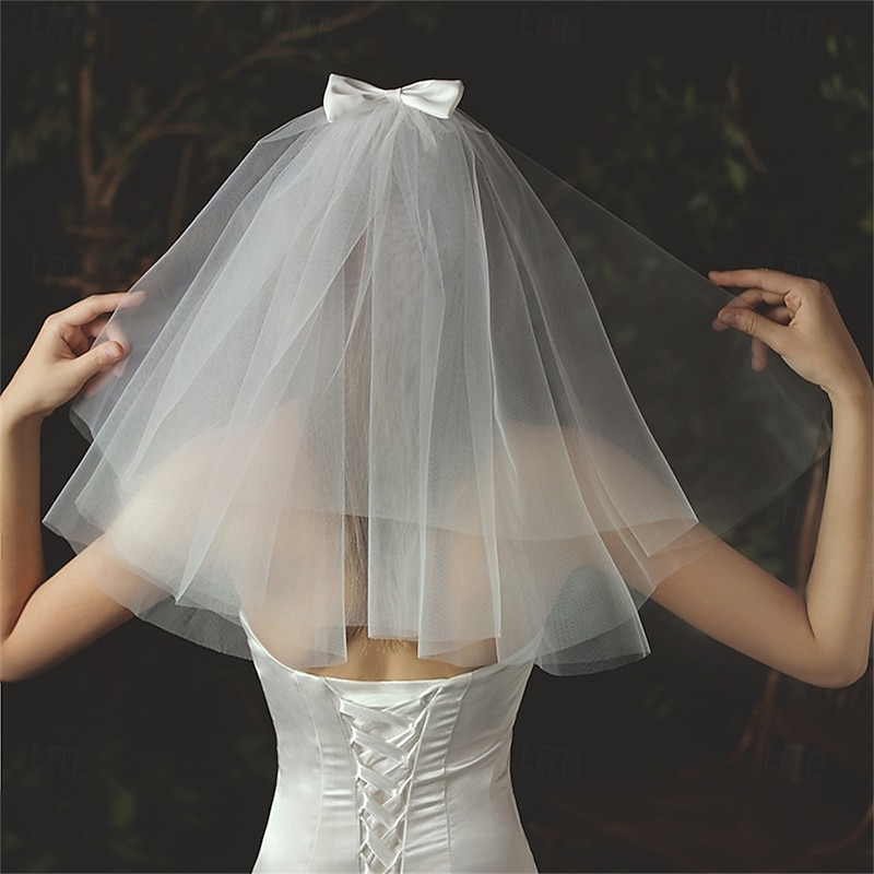 Two-tier Comtemporary / Stylish / Simple Wedding Veil Shoulder Veils with Satin Bow Tulle