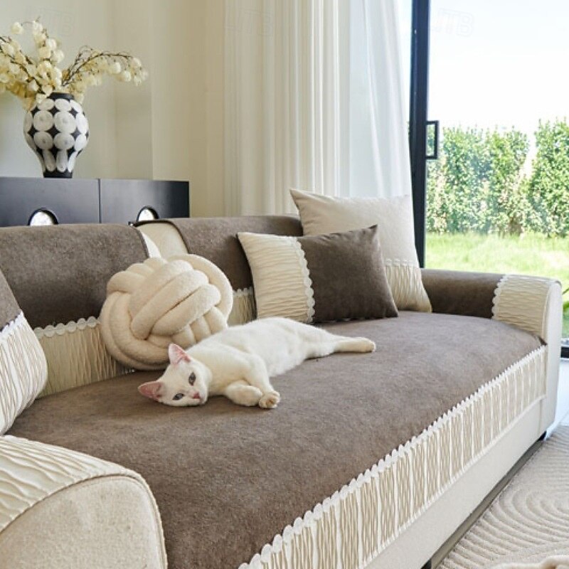 Luxury Couch Cover for Pets, Pet Friendly Soft Sofa Cushion and Throw Blanket, Elegant Anti-Slip Anti-Scratch Couch Protector, Fixed Sofa Slipcover for Living Room Decor2