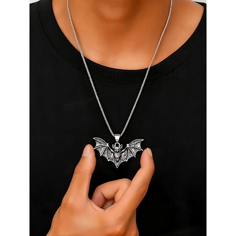 Men's Halloween Bat Pendant Necklace, Gothic Punk Style Stainless Steel Jewelry with Chain for Cosplay, Parties and Festivals2
