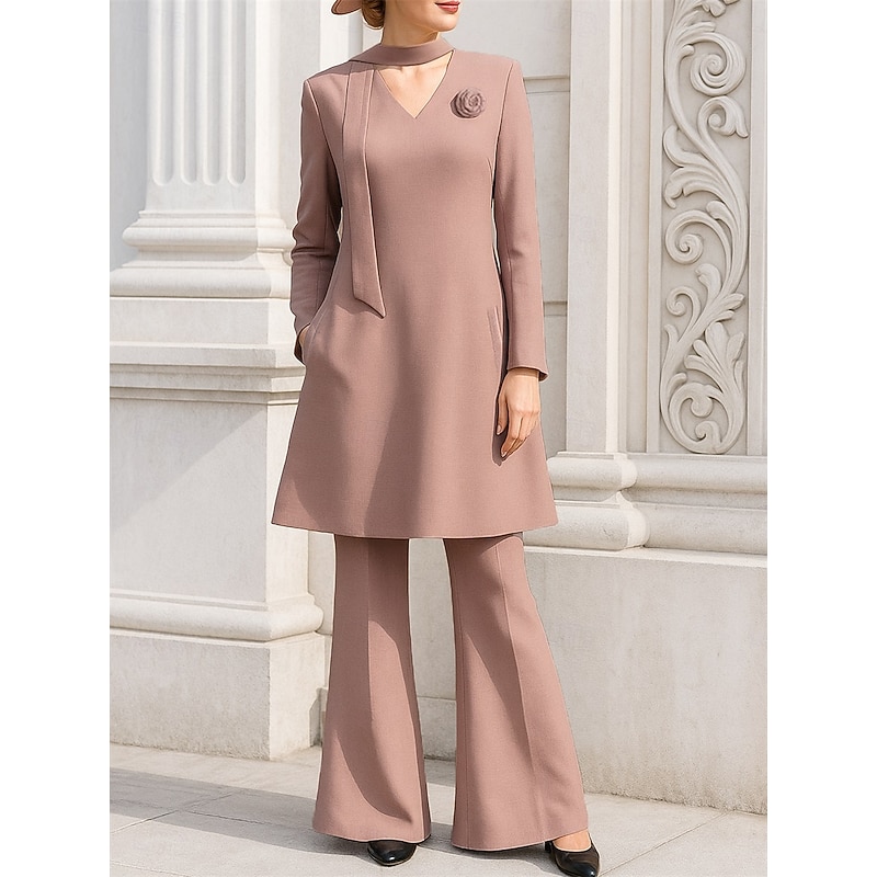 Two Piece Pantsuit Mother of the Bride Dress Elegant Simple V Neck Floor Length Spandex Polyester Long Sleeve with Flower Solid Color3