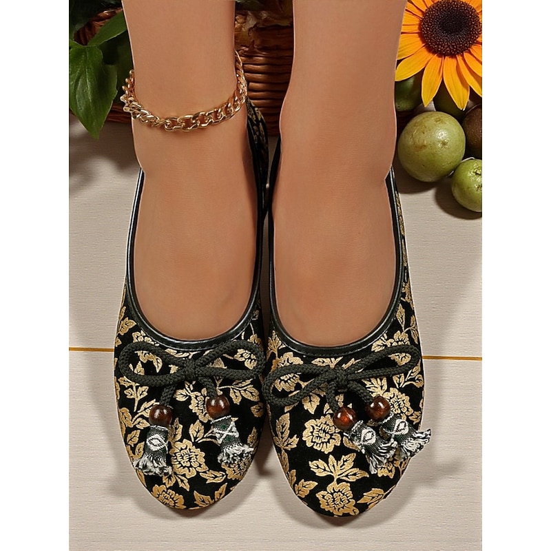 Women's Vintage Floral Embroidered Flats with Tassel and Bead Detail – Elegant Ethnic Style Shoes for Parties, Daily Wear and Cultural Events2
