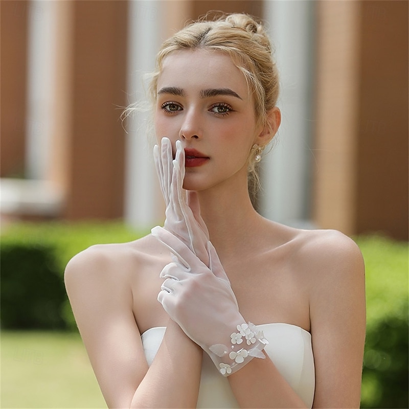 Tulle Wrist Length Glove Elegant / Stylish / Vintage Style With Pure Color Wedding / Party Glove