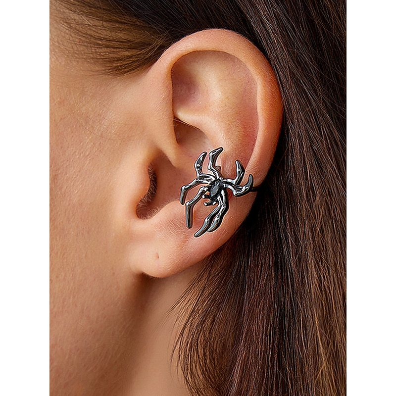 Women's Halloween Spider, Skull and Bat Earrings, Alloy Gothic Punk Style Creepy Jewelry for Costume Parties and Cosplay4