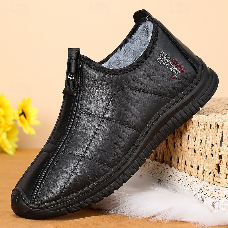 Men's Waterproof Slip-On Winter Shoes with Warm Fur Lining, Lightweight Casual Outdoor Anti-Slip Loafers for Cold Weather