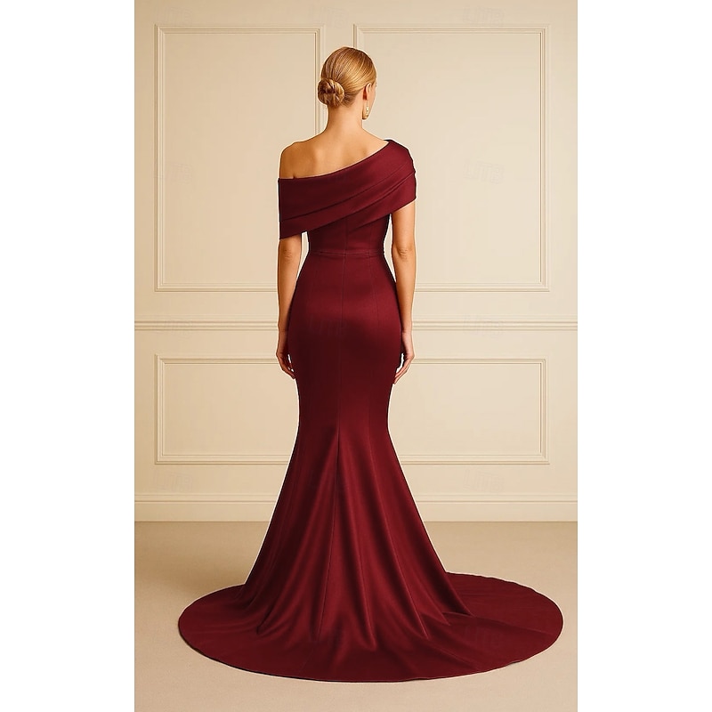 Burgundy Mermaid / Trumpet Evening Gown Elegant Formal Dress Formal Wedding Sweep / Brush Train Sleeveless Off Shoulder Dress Stretch Satin with Pleats 20252