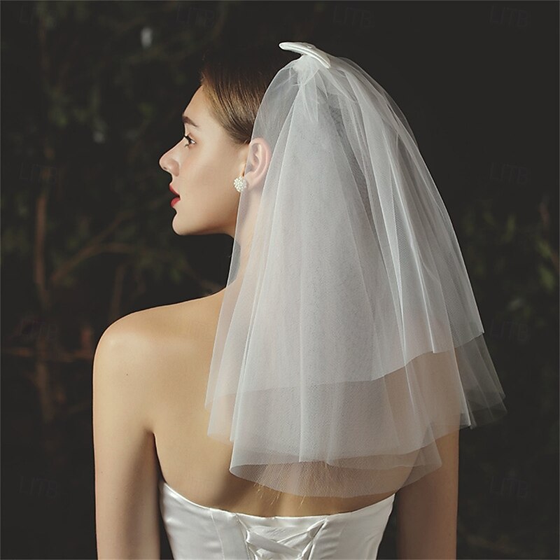 Two-tier Comtemporary / Stylish / Simple Wedding Veil Shoulder Veils with Satin Bow Tulle3