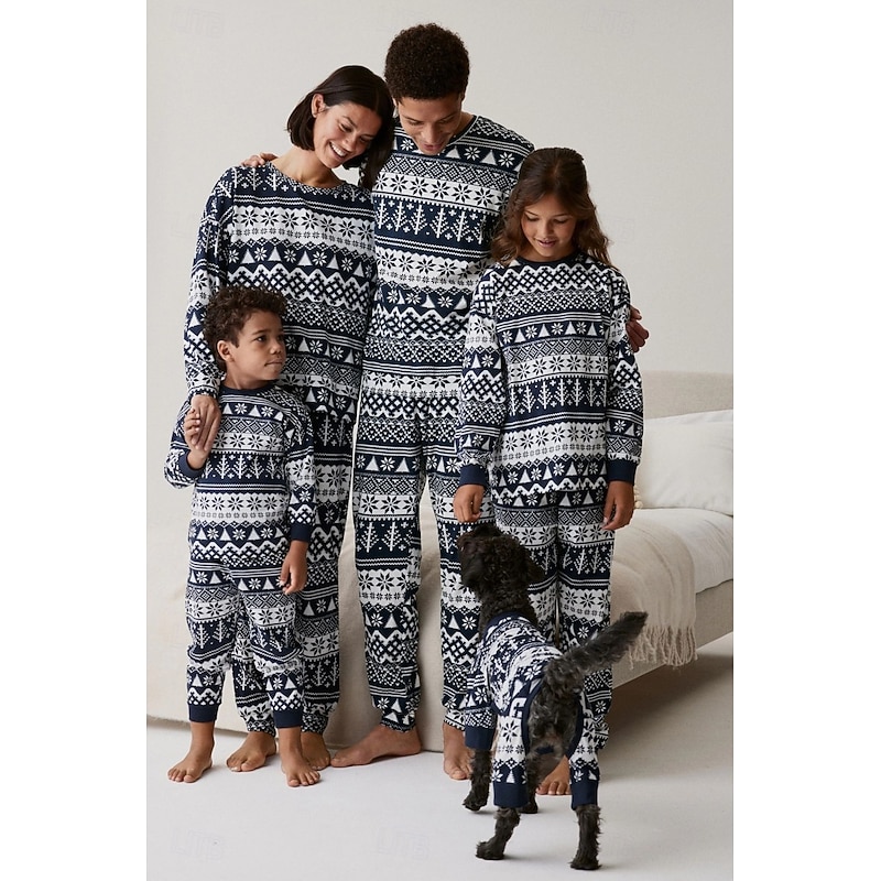 snowflake Family Christmas Pajamas Nightwear Men's Women's Boys' Girls' Family Matching Outfits Sweet Graphic Pattern Adults Kid's Christmas New Year Christmas Eve Home Wear Top Pants