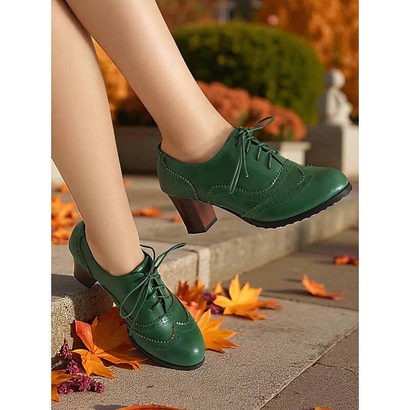 Women's Green Faux Leather Oxford Heels – 1950s Vintage Brogue Lace-Up Chunky Heel Shoes for Work, Fall Fashion and Christmas Outfits2