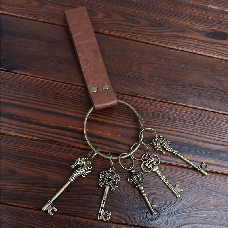 Retro Vintage Medieval Renaissance Keys Set with PU Keychain Viking Celtic Knight Fancy Dress Men's Women's Unisex Viking Fantasy Halloween Carnival Performance LARP Ren Faire Adults All Seasons2