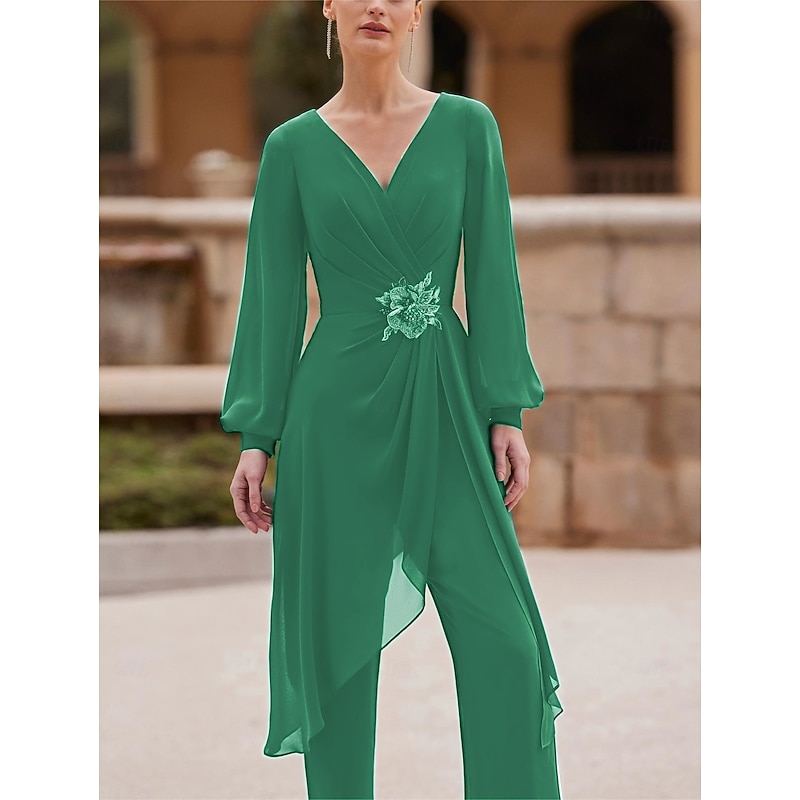 Sheath Mother of the Bride  Formal Wedding Guest Elegant Vintage V Neck Floor Length Chiffon  Short Sleeve with Pleats Ruched Flower4