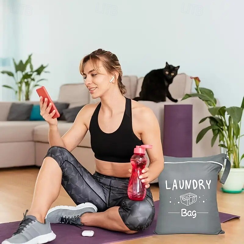 Large Capacity Laundry Bag Portable Storage Bag Durable Clothes Cover Adjustable Handle and Zipper Closure Suitable for Travel Sports Yoga Gym and Home Available in Four Colors4
