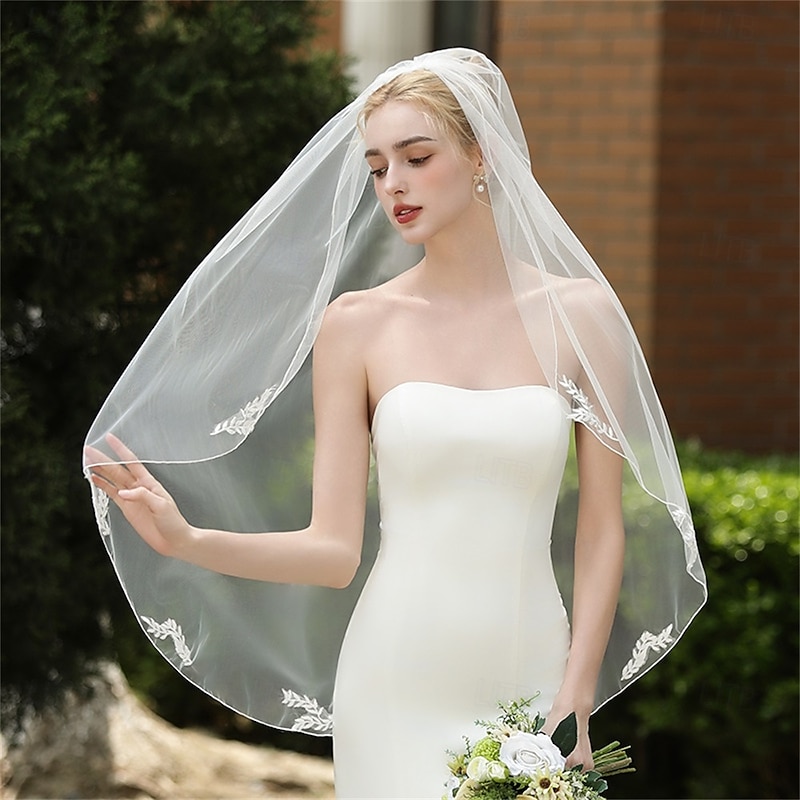 One-tier Comtemporary / Stylish / Classic Style Wedding Veil Fingertip Veils with Pure Color 35.43 in (90cm) Lace3