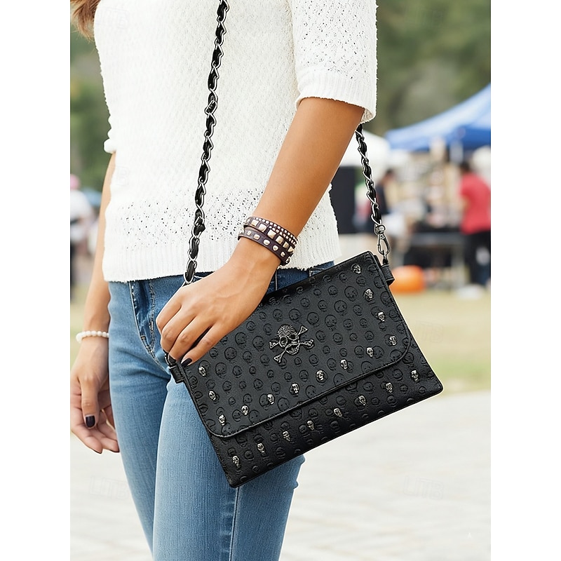 Women's Halloween Skull Crossbody Bag – Faux Leather Gothic Shoulder Purse with Chain Strap for Party, Cosplay and Night Out