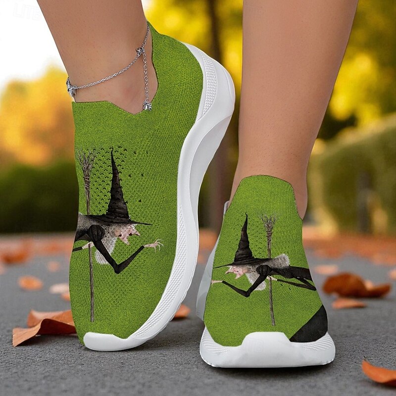 Women's Witch Art Print Slip-On Sneakers with Comfortable Cushioning, Halloween Festival Casual Shoes for Costume Party and Daily Wear