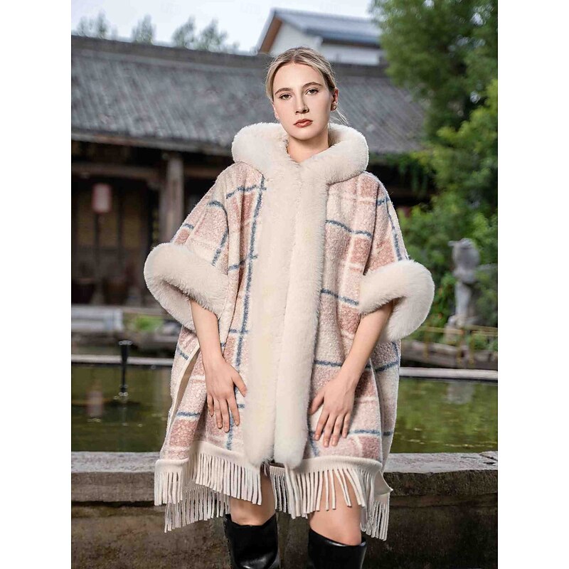 Faux Fur Wraps Casual Daily Keep Warm Half Sleeve Batwing Sleeve Polyester Wedding Wraps With Tassel For Special Occasion Fall & Winter