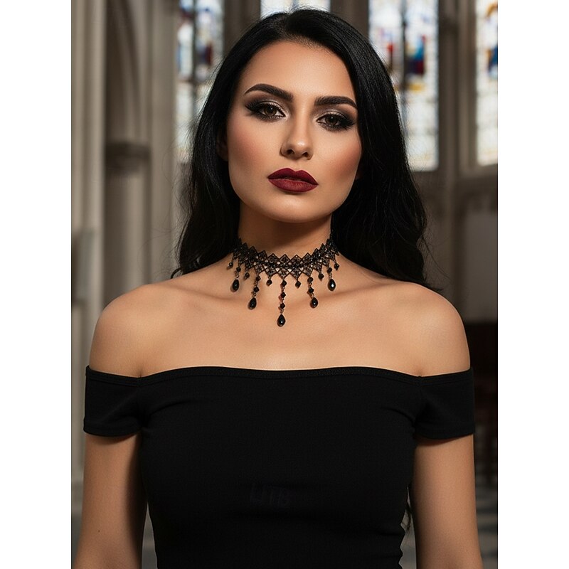 Women's Halloween Gothic Lace Necklace, Vintage Black Beaded Pendant Necklace, Perfect for Role-Playing, Parties and Costume Events, Available in Multiple Colors2