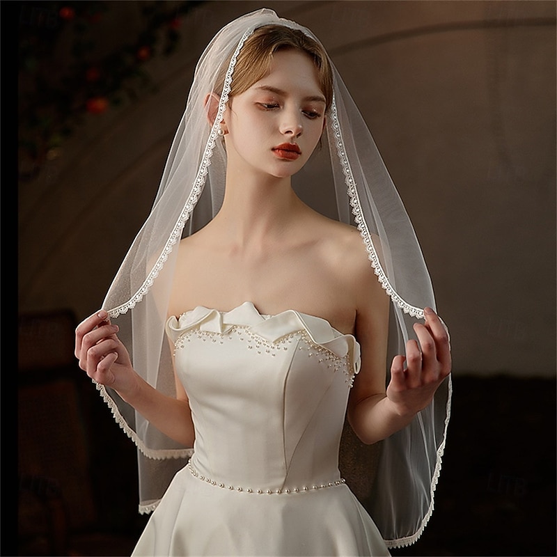 One-tier Comtemporary / Stylish / Classic Wedding Veil Fingertip Veils with Pure Color 35.43 in (90cm) Lace / Tulle3