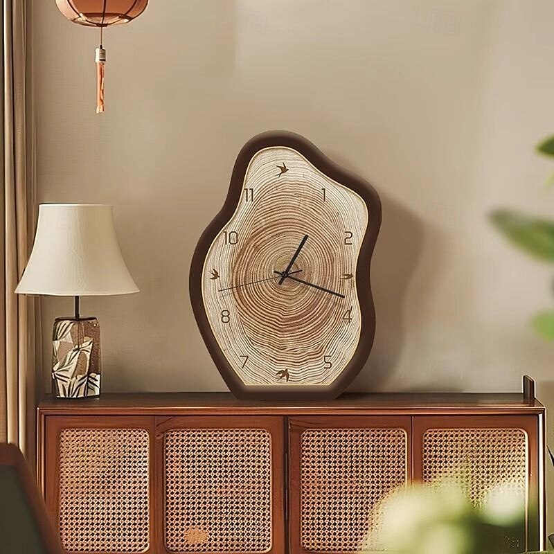 Silent Wooden Tabletop Clock2