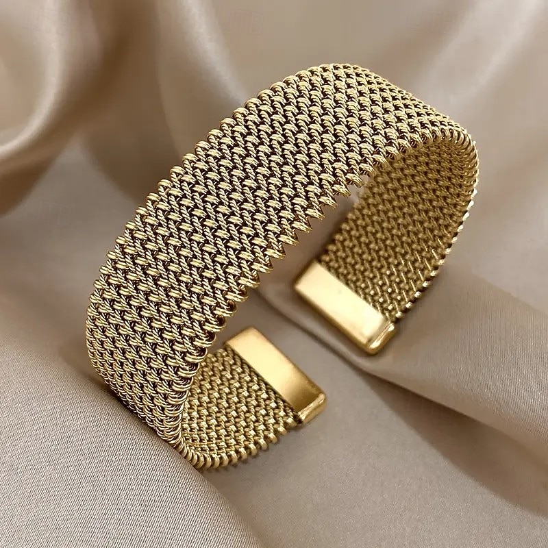 18K Gold Plated Stainless Steel Bracelet, Hip Hop Gothic Style Bangle, No Stones, Everyday and Party Wear, All-Season 304 Stainless Steel Jewelry