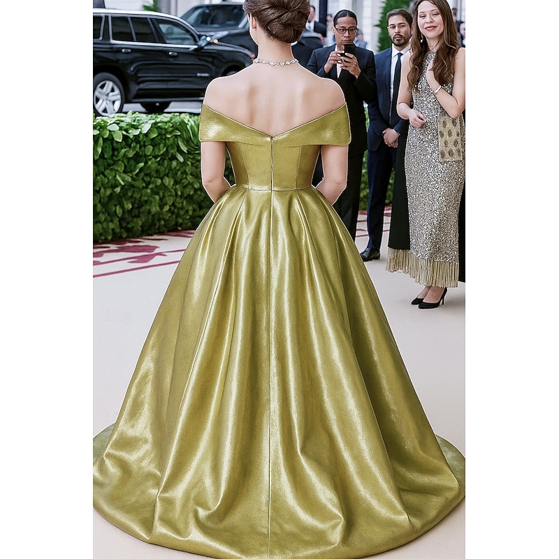 A-Line Evening Gown Elegant Formal Dress Formal Wedding Floor Length Short Sleeve Sweetheart Pocket Satin with Glitter 20252