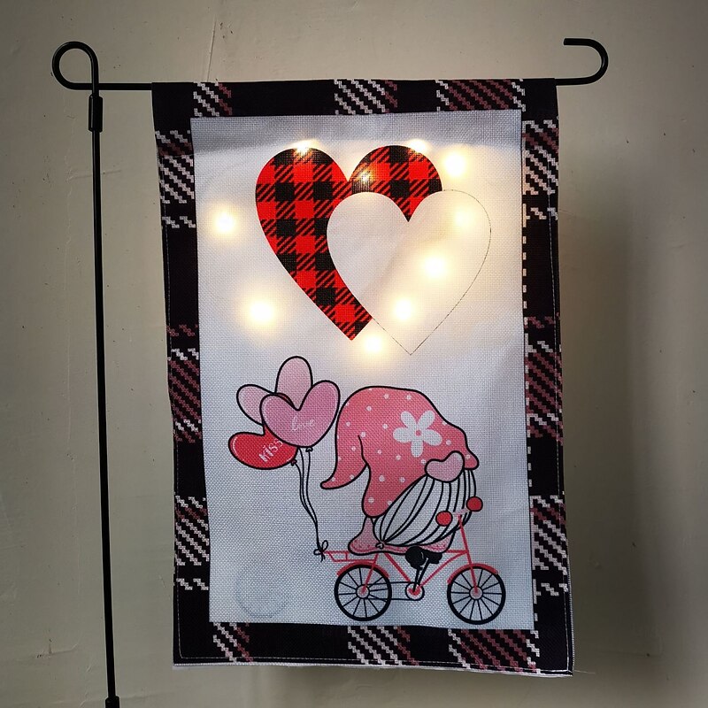 Light-Up Santa Claus Garden Flag, Outdoor Holiday Yard Decoration Banner, Festive Christmas Lawn Flag with LED Lights4