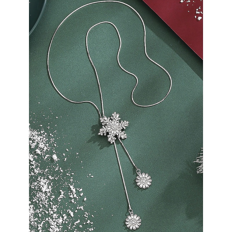 Women's Snowflake Pendant Necklace – Elegant Long Chain Jewelry with Crystal Accents for Ladies, Winter Fashion & Christmas Gift4
