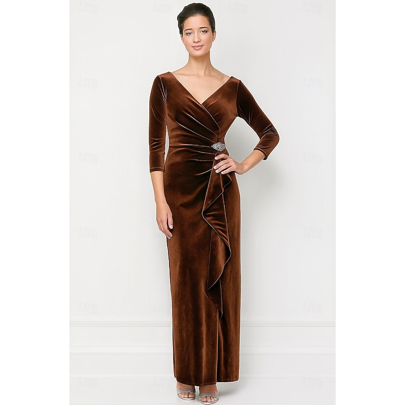 Sheath / Column Mother of the Bride Dress Elegant Vintage V Neck Floor Length Velvet Long Sleeve with Ruching Solid Color