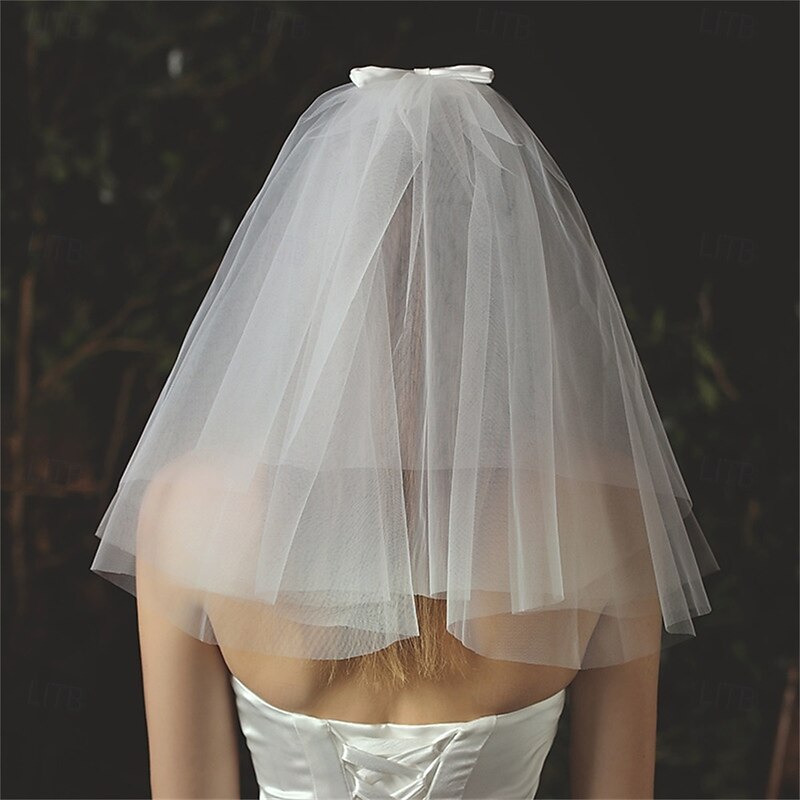 Two-tier Comtemporary / Stylish / Simple Wedding Veil Shoulder Veils with Satin Bow Tulle2