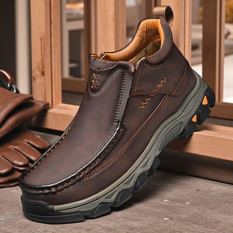 Men's  Slip-On Loafers with Cushioned Insole and Non-Slip Sole, Outdoor Casual Walking Shoes for Everyday Wear