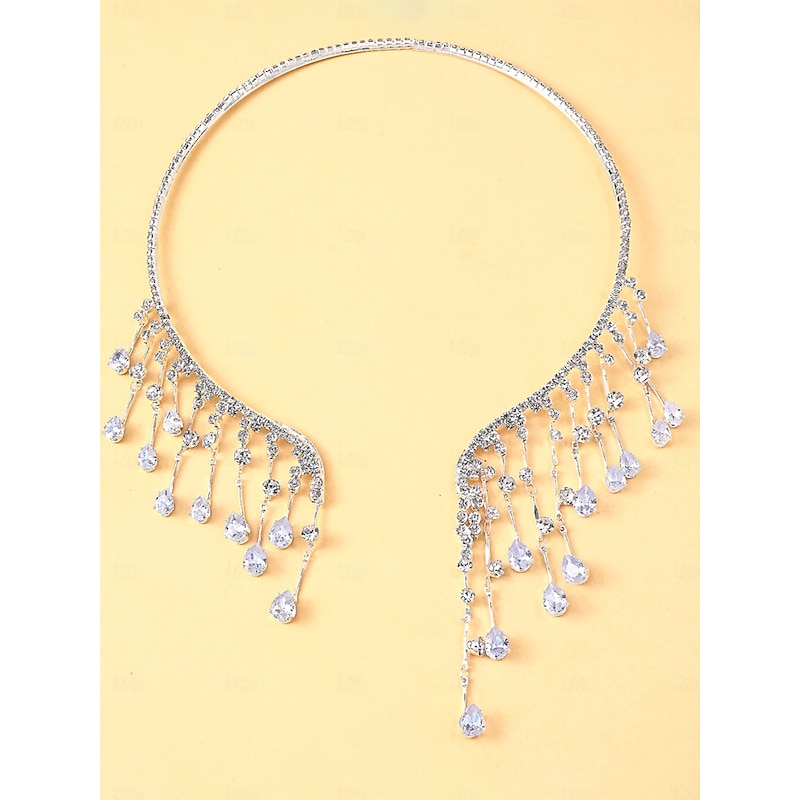 Women's Gold Rhinestone Statement Necklace, Elegant Crystal Drop Choker Jewelry for Evening Gala, Wedding & Party Outfits4