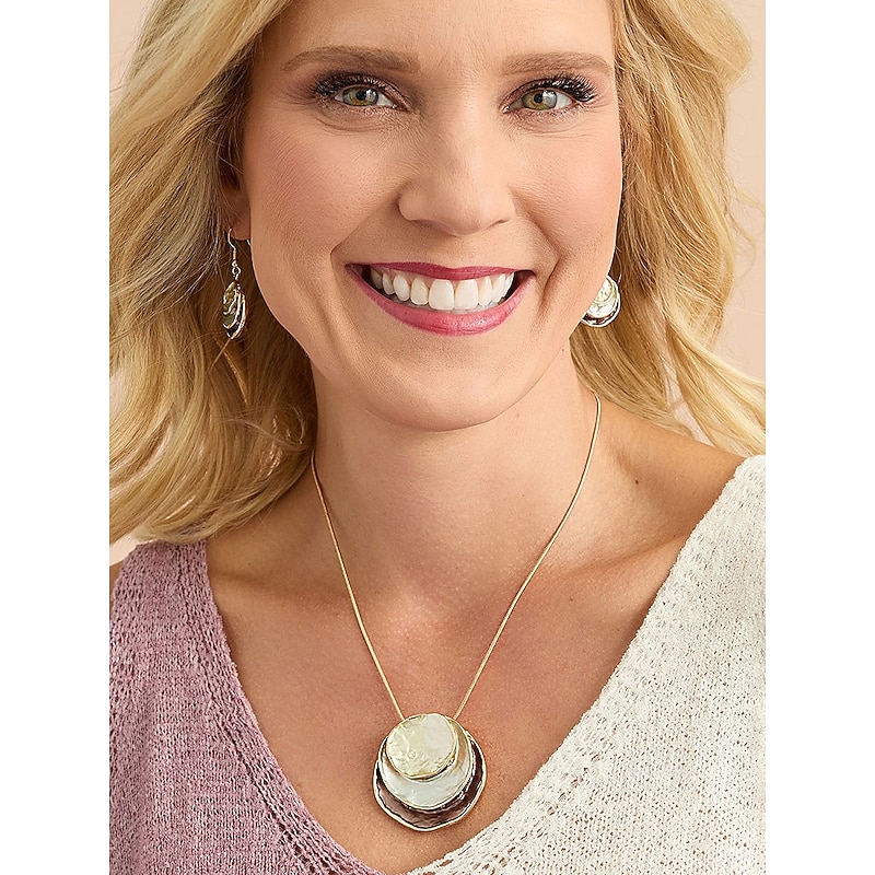 Women's Bohemian Layered Pendant Necklace and Dangle Earrings Set – Iridescent Shell Design, Statement Jewelry for Casual, and Party Outfits2