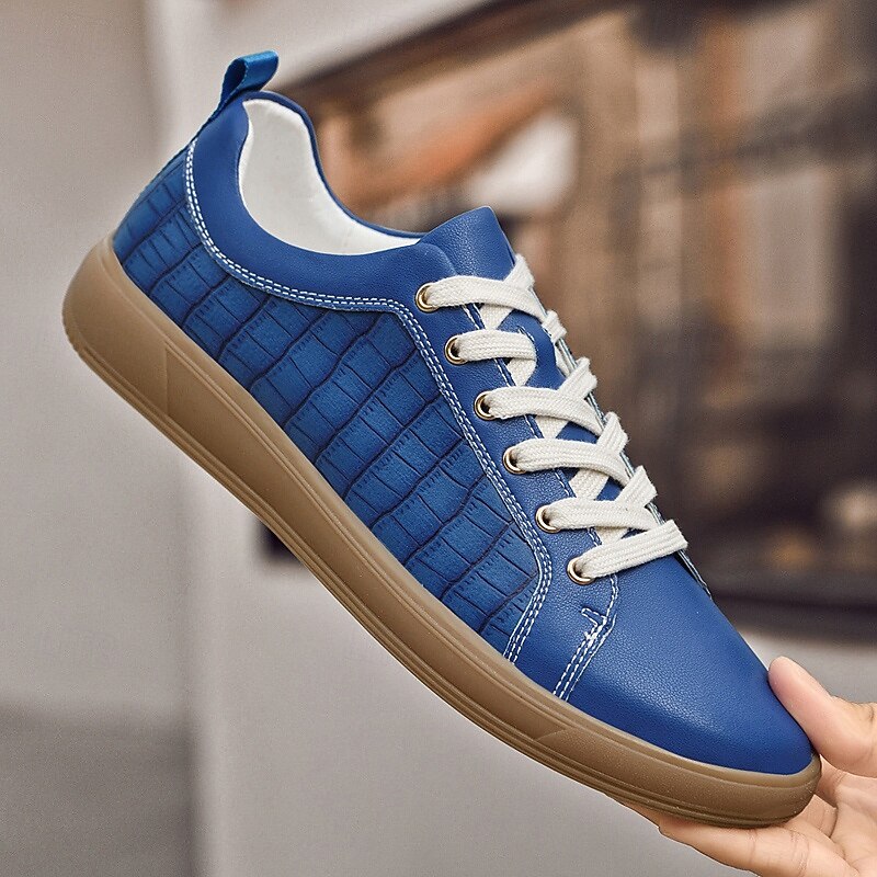 Men's Blue Low-Top Casual Sneakers with Quilted Side Design, Comfortable Lace-Up Walking Shoes for Daily Wear, Travel and Urban Street Style2