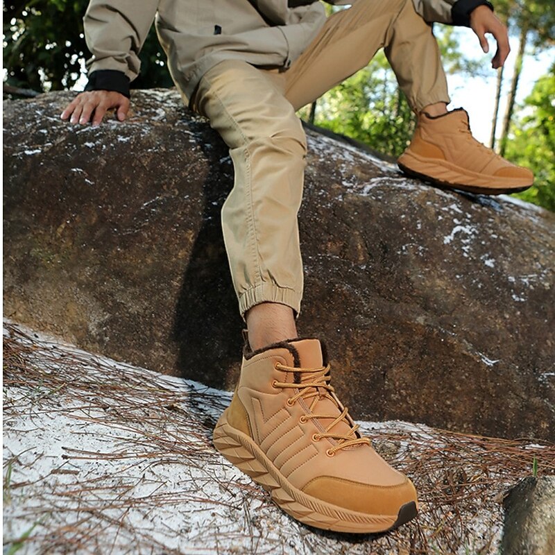 Men's Non-Slip Warm Winter Hiking Boots with Fur Lining, Outdoor Casual Ankle Sneakers for Cold Weather2