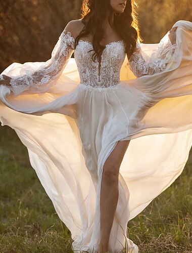  Beach Boho Wedding Dresses A-Line Off Shoulder Long Sleeve Court Train Satin Bridal Gowns With Lace Insert 2024