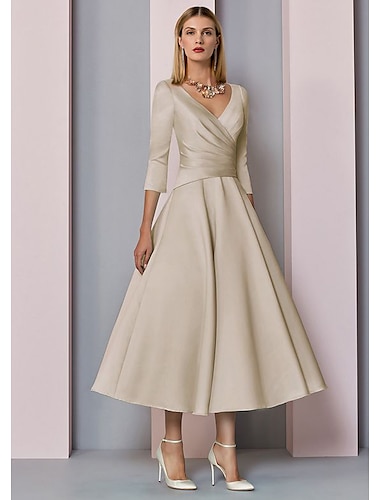  A-Line Mother of the Bride Dress Wedding Guest Elegant Vintage Plus Size V Neck Tea Length Satin 3/4 Length Sleeve with Pleats 2024