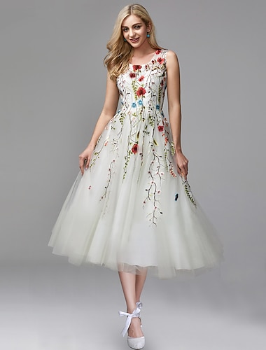  Linea-A Abiti da ballo Elegante Vestito Invitati del matrimonio Fidanzamento Lunghezza tè Senza maniche Con decorazione gioiello Chiffon con Inserti di pizzo Con applique 2024