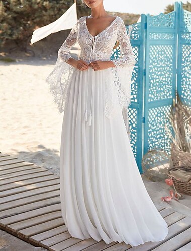  Beach Open Back Boho Wedding Dresses A-Line V Neck Long Sleeve Sweep / Brush Train Chiffon Bridal Gowns With Pleats 2024