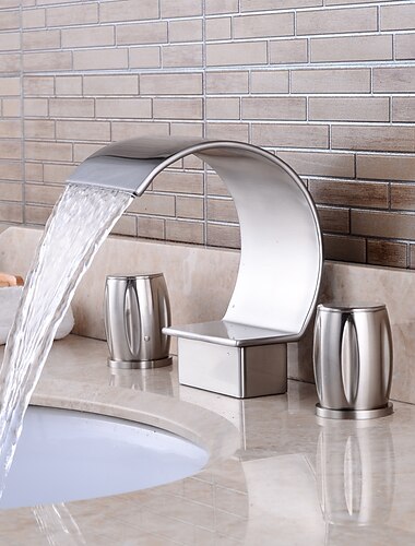  weit verbreiteter Waschbeckenhahn, zwei Griffe, drei Löcher, Messing-Wasserfall-Chrom-Badarmaturen