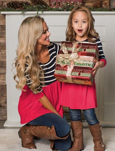  Äiti ja minä T-paita Yläosat Raidoitettu Päivittäin Keltainen Ruusun punainen Pitkähihainen Aktiivinen Vastaavat asut