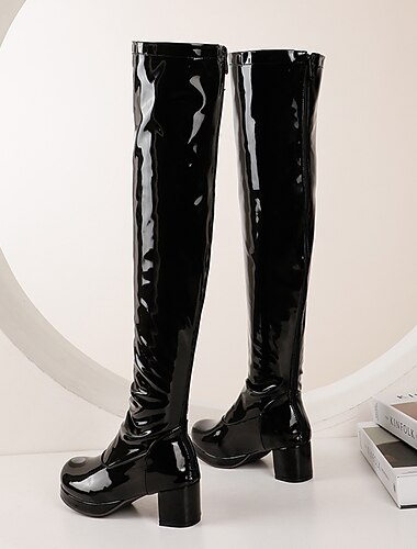  schwarze Overknee-Stiefel aus Lackleder für Damen mit klobigem Absatz, stilvoll und elegant für den Abend und Partys