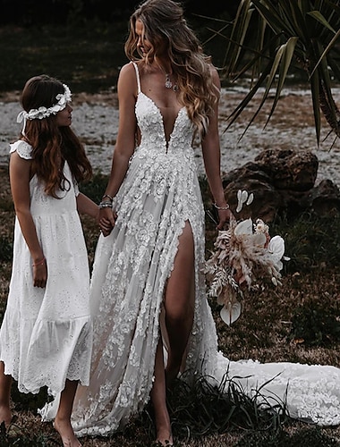  Beach Sexy Boho Wedding Dresses A-Line Sweetheart Camisole Spaghetti Strap Court Train Lace Bridal Gowns With Appliques Split Front 2024