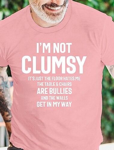  Mænds sjove 'jeg er ikke klodset' grafisk t-shirt - humoristisk kortærmet tee med 'Gulvet hader mig' og 'mobning af stole' citat