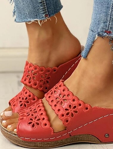  Schwarze Keilsandaletten für Damen mit floralem Cutout-Design – bequeme Sommer-Schlupfschuhe mit Ziernähten
