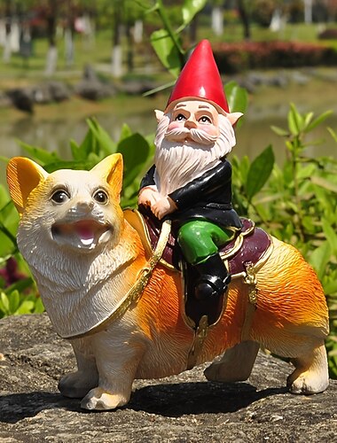  Statue de nain de jardin drôle de gars – gnome chevauchant un corgi – sculpture de nain de jardin intérieur/extérieur pour terrasse, cour ou pelouse.