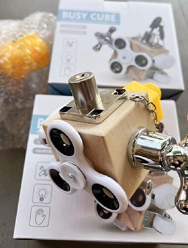  Montessori-Lehrmittel, multifunktionaler achtseitiger Busy Cube, Busy Board, Schulferiengeschenke für Kinder