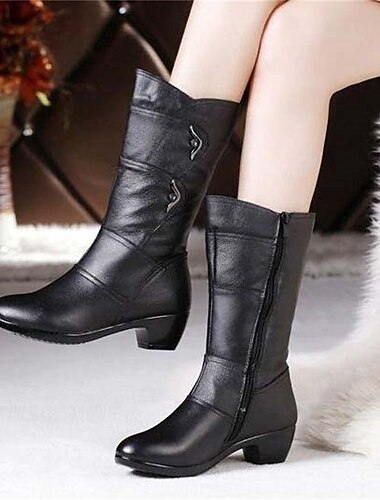  schwarze Damenstiefel aus Kunstleder mit halbhohem Schaft, seitlichem Reißverschluss und niedrigem Absatz – stilvoll und bequem für den Alltag