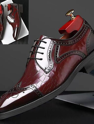  Heren Oxfordschoenen van bordeauxrood lakleer met brogue-details en krokodillenpatroon - elegante veterschoenen voor formele gelegenheden