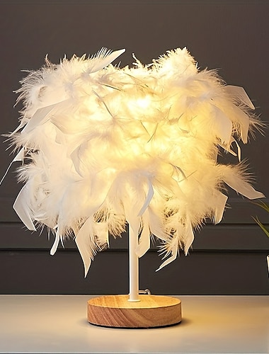  Lampa stołowa z piórami nordycka romantyczna kreatywna lampa z piórami ślubna lampka nocna do sypialni